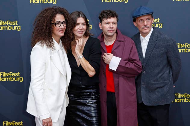 Malika Rabahallah, Malgorzata Szumowska, Christian Friedel und Michal Englert bei der Festivaleröffnung mit der Premiere des Kinofilms The Idiot(s) auf dem 34. Filmfest Hamburg 2026 im Cinemaxx Dammtor. Hamburg, 24.09.2026