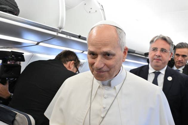 Italy-Press Conference-2026 09 25 Italy,In Flight ,Vatican 2026 09 25 Pope Leo XIV during the press conference aboard the papal Flight to France for his apostolic journey. Photographer Alessia Giuliani Catholipressphoto EDITORIAL USE ONLY - NO BOOKS Copyright: xx