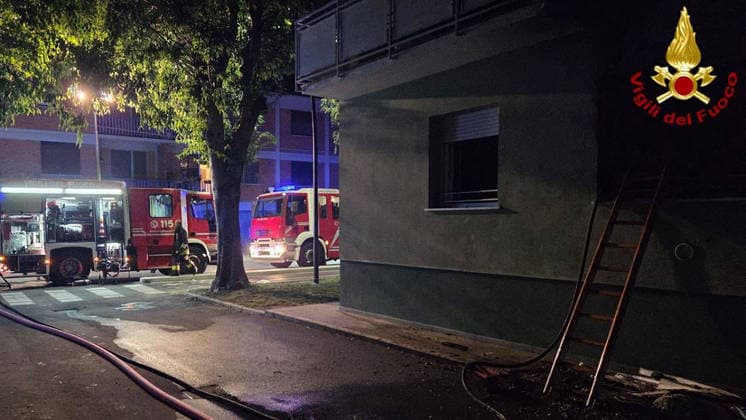IPA88946786 - September 25, 2026 - Lucca: An apartment fire leaves two dead and 13 injured Source: Fire Department Press Office  Copyright: xUfficioxstampaxvigilixdelxfuocox xIacopoxGianninix IPA88946786.jpeg