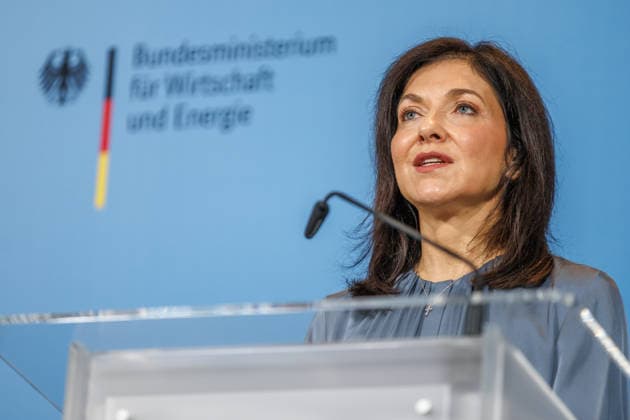 Pressestatement von Bundesministerin Katherina Reiche Pressestatement von Bundesministerin fuer Wirtschaft und Energie, Katherina Reiche am 25.09.2026 in Berlin. Berlin Berlin Deutschland BMWE
