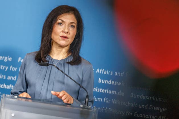 Pressestatement von Bundesministerin Katherina Reiche Pressestatement von Bundesministerin fuer Wirtschaft und Energie, Katherina Reiche am 25.09.2026 in Berlin. Berlin Berlin Deutschland BMWE