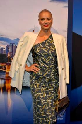 ABB GUERLAIN_ Franziska Knuppe zu Gast bei der Feier Event des Launch der Marke Maision Guerlain im Lofthouse am 24.09.2026 in Duesseldorf - Guerlain ist ein franzoesischer Kosmetikkonzern NRW Deutschland