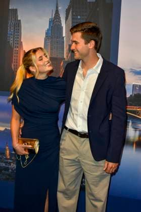 ABB GUERLAIN- Luna Schweiger mit Freund Lucas Wenz Springreiter zu Gast bei der Feier Event des Launch der Marke Maision Guerlain im Lofthouse am 24.09.2026 in Duesseldorf - Guerlain ist ein franzoesischer Kosmetikkonzern NRW Deutschland