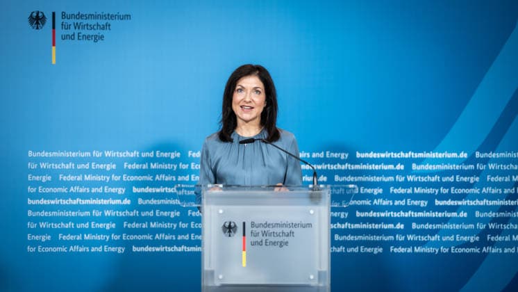 Statement der Bundesministerin Katherina Reiche zur Gemeinschaftsdiagnose Herbst 2026 der Wirtschaftsforschungsinstitute im Bundeswirtschaftsministerium;Statement der Bundesministerin Katherina Reiche zur Gemeinschaftsdiagnose Herbst 2026 der Wirtschaftsforschungsinstitute, Berlin Berlin Deutschland Bundeswirtschaftsministerium