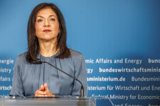 Pressestatement von Bundesministerin Katherina Reiche Pressestatement von Bundesministerin fuer Wirtschaft und Energie, Katherina Reiche am 25.09.2026 in Berlin. Berlin Berlin Deutschland BMWE