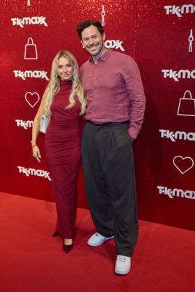 Jenny Koepper und Sebastian Klaus - Wiedereroeffnung nach Erweiterung des TK Maxx Stores unter dem CODE RED Night am Alexanderplatz in Berlin am 24.09.2026. TK Maxx Store Re-Opening