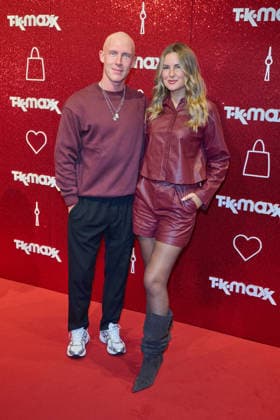 Tobias Wolf mit Ehefrau Maren Wolf - Wiedereroeffnung nach Erweiterung des TK Maxx Stores unter dem CODE RED Night am Alexanderplatz in Berlin am 24.09.2026. TK Maxx Store Re-Opening
