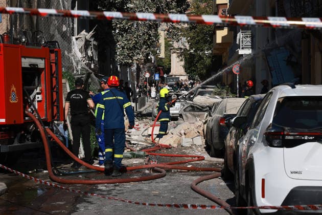 An explosion in Athens injures at least 2 people ATHENS, GREECE - SEPTEMBER 25: Firefighters operate following a blast that caused a building to collapse and injured two people in Athens, Greece on September 25, 2026. Costas Baltas Anadolu Athens Greece. Editorial use only. Please get in touch for any other usage.  Copyright: x2026xAnadoluxCostasxBaltasx