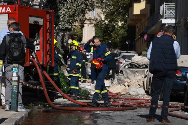 An explosion in Athens injures at least 2 people ATHENS, GREECE - SEPTEMBER 25: Firefighters operate following a blast that caused a building to collapse and injured two people in Athens, Greece on September 25, 2026. Costas Baltas Anadolu Athens Greece. Editorial use only. Please get in touch for any other usage.  Copyright: x2026xAnadoluxCostasxBaltasx