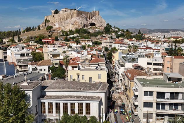 An explosion in Athens injures at least 2 people ATHENS, GREECE - SEPTEMBER 25: An aerial view of firefighters operating following a blast that caused a building to collapse and injured two people in Athens, Greece on September 25, 2026. Costas Baltas Anadolu Athens Greece. Editorial use only. Please get in touch for any other usage.  Copyright: x2026xAnadoluxCostasxBaltasx
