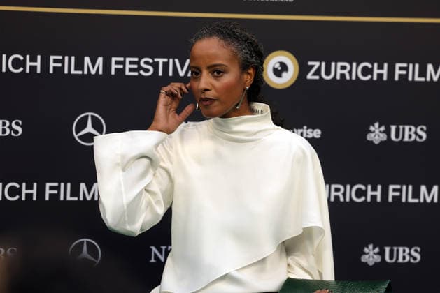 22. Zurich Film Festival 2026 Sara Nuru (Model) auf dem grünen Teppich. Opening Night des 22. Zurich Film Festivals am 24.09.2026 im Kongresshaus Zürich. Kanton Zürich, Schweiz.