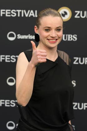 Luna Wedler - 22. Zurich Film Festival 2026 Luna (Sofia) Wedler (Schweizer Schauspielerin) auf dem grünen Teppich. Opening Night des 22. Zurich Film Festivals am 24.09.2026 im Kongresshaus Zürich. Kanton Zürich, Schweiz.