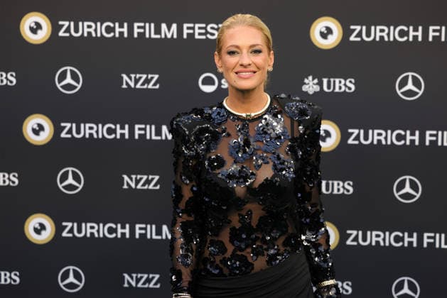 Christa Rigozzi - 22. Zurich Film Festival 2026 Christa Rigozzi (Schweizer Moderatorin und Model) auf dem grünen Teppich. Opening Night des 22. Zurich Film Festivals am 24.09.2026 im Kongresshaus Zürich. Kanton Zürich, Schweiz.