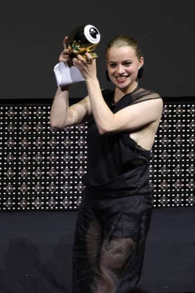 22. Zurich Film Festival 2026 Luna Wedler (Schweizer Schauspielerin) wird mit dem Golden Eye Award ausgezeichnet. Opening Night des 22. Zurich Film Festivals am 24.09.2026 im Kongresshaus Zürich. Kanton Zürich, Schweiz.