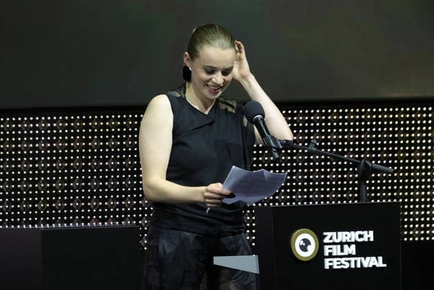 22. Zurich Film Festival 2026 Dankesrede von Luna (Sofia) Wedler (Schweizer Schauspielerin) für ihre Auszeichnung mit dem Golden Eye Award. Opening Night des 22. Zurich Film Festivals am 24.09.2026 im Kongresshaus Zürich. Kanton Zürich, Schweiz.