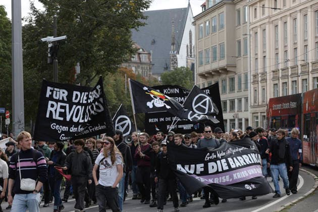 Schüler demonstrieren gegen Wehrpflicht in Leipzig Schüler demonstrieren gegen die geplante Einführung der Wehrpflicht in Leipzig. Der Schulstreik findet im Rahmen bundesweiter Proteste statt. 25. September 2026, Leipzig.