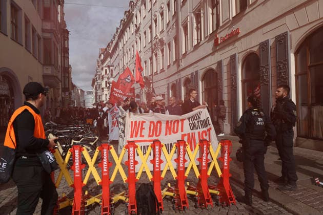 Schüler demonstrieren gegen Wehrpflicht in Leipzig Schüler demonstrieren gegen die geplante Einführung der Wehrpflicht in Leipzig. Der Schulstreik findet im Rahmen bundesweiter Proteste statt. 25. September 2026, Leipzig.