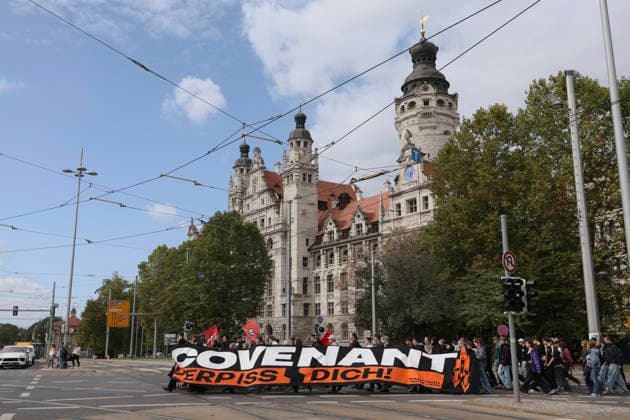 Schüler demonstrieren gegen Wehrpflicht in Leipzig Schüler demonstrieren gegen die geplante Einführung der Wehrpflicht in Leipzig. Der Schulstreik findet im Rahmen bundesweiter Proteste statt. 25. September 2026, Leipzig.