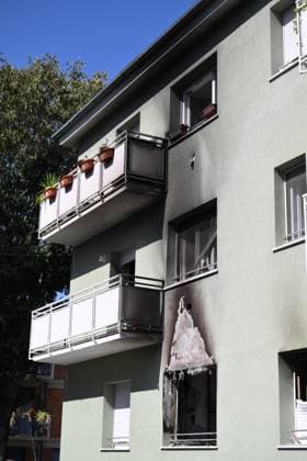 September 25, 2026, Lucca, Lucca, Italy: A building caught fire overnight, killing two people in San Vito a Lucca. The building is uninhabitable, with 16 people evacuated. Lucca, September 25, 2026 Lucca Italy  - ZUMAa289 20260925_zia_a289_094 Copyright: xStefanoxDallexLuchex xAgfx