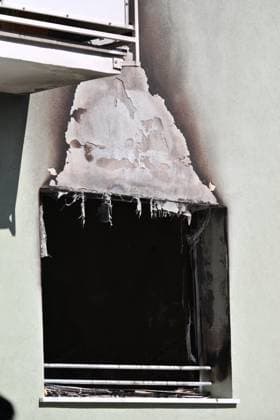 September 25, 2026, Lucca, Lucca, Italy: A building caught fire overnight, killing two people in San Vito a Lucca. The building is uninhabitable, with 16 people evacuated. Lucca, September 25, 2026 Lucca Italy  - ZUMAa289 20260925_zia_a289_101 Copyright: xStefanoxDallexLuchex xAgfx