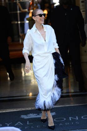 Céline Dion is greeted by her fans as she leaves the Royal Monceau hotel, before heading to the Plenitude Arena at Paris La Défense in Paris, France, on September 25, 2026 Clément Prioli Bestimage Céline Dion is cheered by fans as she leaves the Royal Monceau hotel, before heading to the Plenitude Arena at Paris La Défense in Paris, France, on September 25, 2026 Paris France  Copyright: xClÃ mentxPrioli BestimagexClÃ mentxPrioli Bestimagex