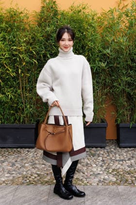 IPA88955474 - Milan, Milan Women™s Fashion Week Spring Summer 2027 - Women™s Fashion, Spring Summer 2027 - Tod™s fashion show - guests - In the photo: Elva Ni  Copyright: xCinziaxCamelax xx IPA88955474