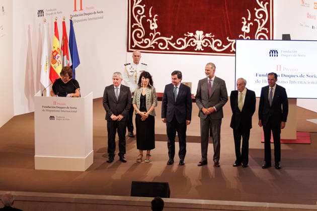 Felipe VI Attends the Award Ceremony for the 2nd International Hispanism Award of the Duques de Soria Foundation King Felipe VI during the award ceremony for the 2nd International Hispanism Award of the Duques de Soria Foundation at the Convent of La Merced on September 25, 2026, in Soria, Castile and León, Spain. The award was presented to PhiloBiblon, the largest digital library and biobibliographic database dedicated to medieval Iberian texts in the Romance languages of Castilian, Catalan, and Galician-Portuguese. The team is led by Professor Charles B. Faulhaber of the University of Oxford. September 25, 2026, Soria, Castile and León, Spain  Copyright: xConchaxOrtegax 7799876