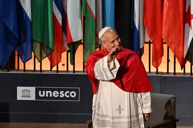 IPA88958180 - France, Paris, Vatican, September 25, 2026 Pope Leo XIV visits UNESCO Headquarters during his apostolic journey to France. Photo by Alessia Giuliani Catholipressphoto  Copyright: xx xAlessiaxGiuliani Catholipressphotox IPA88958180