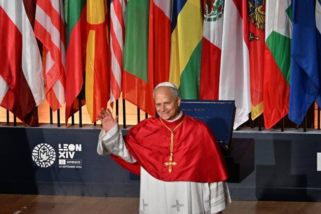 IPA88958181 - France, Paris, Vatican, September 25, 2026 Pope Leo XIV visits UNESCO Headquarters during his apostolic journey to France. Photo by Alessia Giuliani Catholipressphoto  Copyright: xx xAlessiaxGiuliani Catholipressphotox IPA88958181