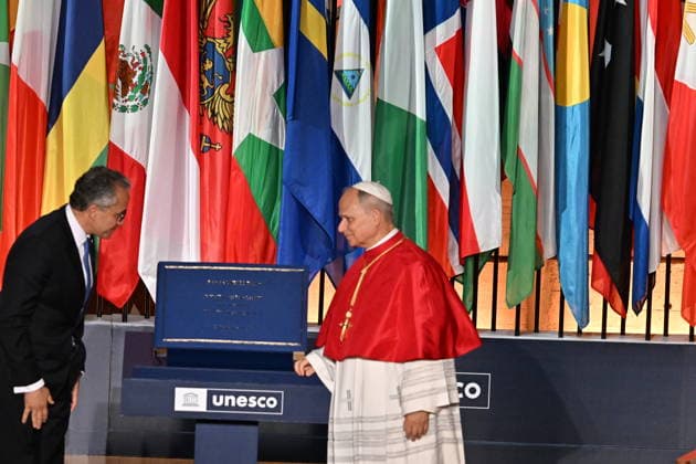 IPA88958172 - France, Paris, Vatican, September 25, 2026 Pope Leo XIV visits UNESCO Headquarters during his apostolic journey to France. Photo by Alessia Giuliani Catholipressphoto  Copyright: xx xAlessiaxGiuliani Catholipressphotox IPA88958172
