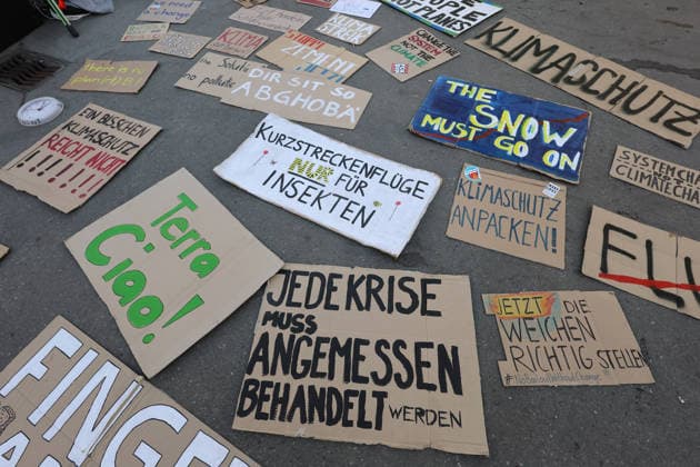 25.09.2026 Baden AG, SCHWEIZ, Klimademo der Gruenen und SP Keine 50 Grad Sommer in Baden Kanton Aargau