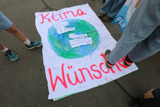 25.09.2026 Baden AG, SCHWEIZ, Klimademo der Gruenen und SP Keine 50 Grad Sommer in Baden Kanton Aargau