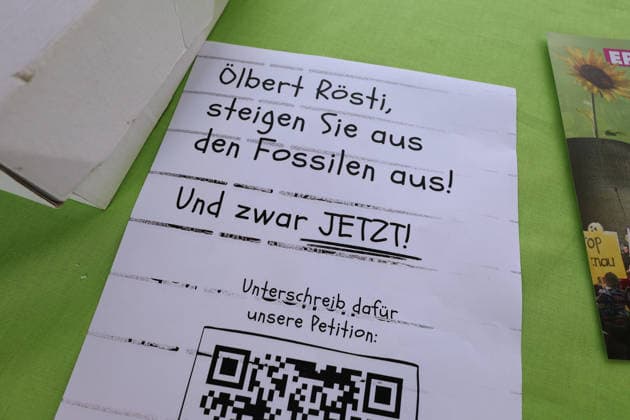 25.09.2026 Baden AG, SCHWEIZ, Klimademo der Gruenen und SP Keine 50 Grad Sommer in Baden Kanton Aargau Anspielung an Bundesrat Albert Roesti