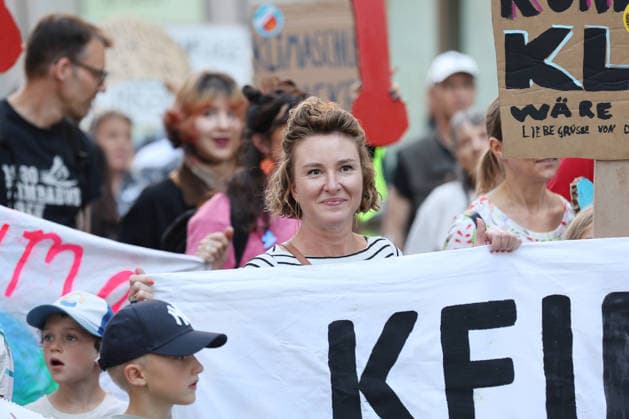 25.09.2026 Baden AG, SCHWEIZ, Klimademo der Gruenen und SP Keine 50 Grad Sommer in Baden Kanton Aargau Irene Kaelin