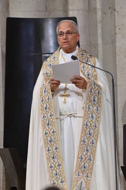 IPA88962517 - France, Paris, Vatican, September 25, 2026: Pope Leo XIV celebrates Vespers with bishops, priests, deacons, consecrated persons, and seminarians at Notre-Dame de Paris Cathedral during his apostolic journey to France. Photo by Alessia Giuliani Catholipressphoto  Copyright: xx xAlessiaxGiuliani Catholicpressphotox IPA88962517