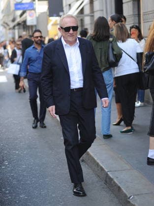 RECORD DATE NOT STATED IPA88962999 - Milan—photo by Mimmo Carriero—After the Gucci fashion show, François Henry Pinault arrives downtown and heads to his hotel  Copyright: xx xx IPA88962999