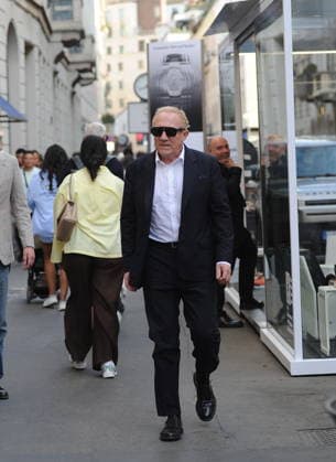 RECORD DATE NOT STATED IPA88963017 - Milan—photo by Mimmo Carriero—After the Gucci fashion show, François Henry Pinault arrives downtown and heads to his hotel  Copyright: xx xx IPA88963017