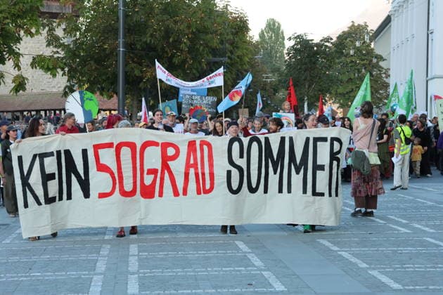 25.09.2026 Stadt Luzern. Demonstration, Klimademo in Luzern gegen Klimawandel,unter dem Motto Kein 50-Grad-Sommer. Bild. Demonstranten