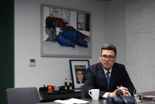 Prime Minister Andy Burnham holds Media interviews in No10 North 25 09 2026. Manchester, United Kingdom. Prime Minister Andy Burnham holds media interviews in No10 North., Credit:Simon Dawson B66 Avalon United Kingdom, Manchester  Copyright: xSimonxDawsonx xB66x xAvalonx 1138148005