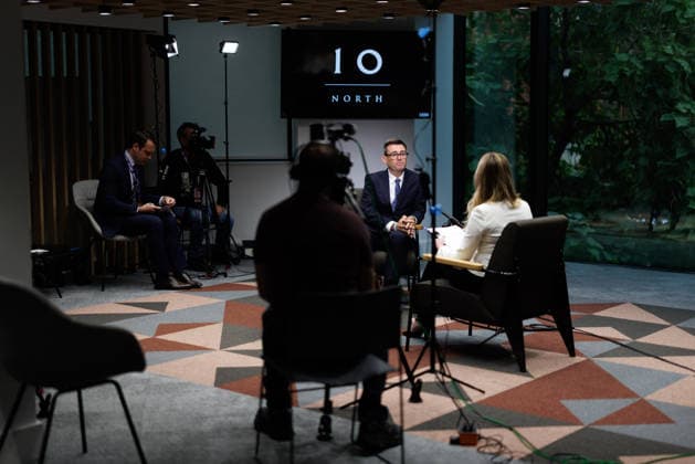 Prime Minister Andy Burnham holds Media interviews in No10 North 25 09 2026. Manchester, United Kingdom. Prime Minister Andy Burnham holds media interviews in No10 North., Credit:Simon Dawson B66 Avalon United Kingdom, Manchester  Copyright: xSimonxDawsonx xB66x xAvalonx 1138148010
