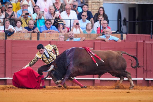 Second Subscription Bullfight of the San Miguel Fair in Seville: Alejandro Talavante during the second subscription bullfight of the San Miguel Fair at the Real Maestranza de Caballería on September 25, 2026, in Seville, Andalusia, Spain José María Manzanares, Alejandro Talavante, and Juan Ortega fought bulls from Puerto de San Lorenzo and Ventana de San Lorenzo during the first subscription bullfight of the San Miguel Fair on September 25, 2026, in Seville, Andalusia, Spain  Copyright: xJoaquinxCorcherox 7800452