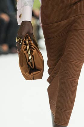 IPA88969500 - Milan, Milan Women™s Fashion Week Spring Summer 2027 - Women™s Fashion, Spring Summer 2027 - Luisa Spagnoli fashion show - runway in the photo: close-up of a handbag  Copyright: xRiccardoxGIordanox xRiccardoxGiordano IPAx IPA88969500
