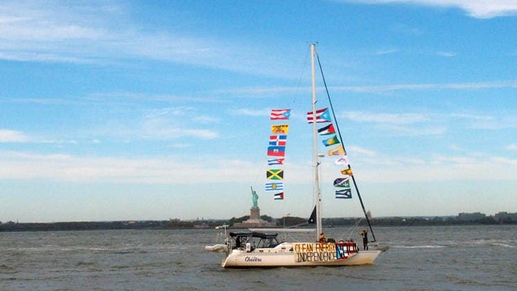 September 25, 2026, Manhattan, New York, U.S.A: New York, New York September 25, 2026..Casa Pueblo protests climate change and wants clean energy. They sailed around Manhattan stopping at Con Edison plant and Big Alice plant in Queens, They cruised by the United Nations and the final stop was in front of the Statue of Liberty.. Clean Energy Now Manhattan U.S.A - ZUMAc272 20260925_znp_c272_011 Copyright: xEmilyxCotlerx