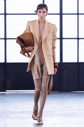IPA88972860 - Milan, Milan Women™s Fashion Week Spring Summer 2027 - Women™s Fashion, Spring Summer 2027 - Elisabetta Franchi fashion show - fashion show - Pictured: model  Copyright: xCinziaxCamelax xx IPA88972860
