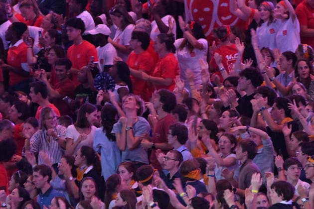 IPA88973300 - France, Paris, Vatican, September 25, 2026: Prayer vigil with young people at the Stade de France in Saint-Denis, led by Pope Leo XIV during his apostolic journey to France. Copyright Alessia Giuliani Catholipressphoto  Copyright: xx xAlessiaxGiuliani Catholipressphotox IPA88973300
