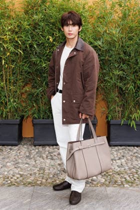 IPA88964051 - Milan, Milan Women™s Fashion Week Spring Summer 2027 - Women™s Fashion, Spring Summer 2027 - Tod™s fashion show - guests - Pictured: Seung Ju Han.  Copyright: xCinziaxCamelax xx IPA88964051