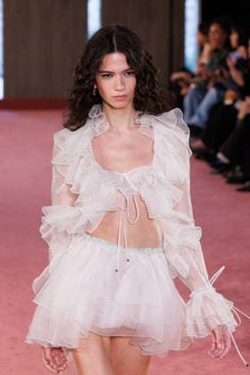 IPA88975577 - Milan, Milan Women™s Fashion Week Spring Summer 2027 - Women™s Fashion, Spring Summer 2027 - Blumarine fashion show - guests - Pictured: model  Copyright: xCinziaxCamelax xx IPA88975577