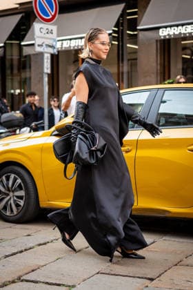 Street Style: Sportmax fashion show during the Milan Fashion Week - Womenswear Spring Summer 2027 in Milan, Italy, on 25 September 2026 Street Style: A guest is seen outside of the Sportmax fashion show during the Milan Fashion Week - Womenswear Spring Summer 2027 in Milan, Italy, on 25 September 2026., Credit:Stefano Costantino TTL Stefano Costantino Avalon Italy, Milan  Copyright: xStefanoxCostantinoxTTLx xStefanoxCostantinox xAvalonx 1138227035