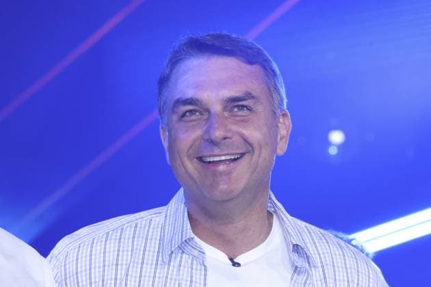 RECORD DATE NOT STATED Flavio Bolsonaro and Tarcisio de Freitas participate in the Jaguariuna rodeo in Sao Paulo. Jaguariuna (SP), 09 25 2026 2026 elections rodeo Presidential candidate Flavio Bolsonaro (PL) and the governor of Sao Paulo, Tarcisio de Freitas (Republicanos), participate in the Jaguariuna Rodeo Festival, this Friday (25), in Jaguariuna, in the interior of Sao Paulo. They are accompanied by the candidates for the Senate for Sao Paulo Andre do Prado (PL) and Guilherme Derrite (PP).(Foto: Leco Viana Thenews2 imago images) Flavio Bolsonaro and Tarcisio de Freitas participate in the Jaguariuna rodeo in Sao Paulo.  Copyright: xLecoxVianax