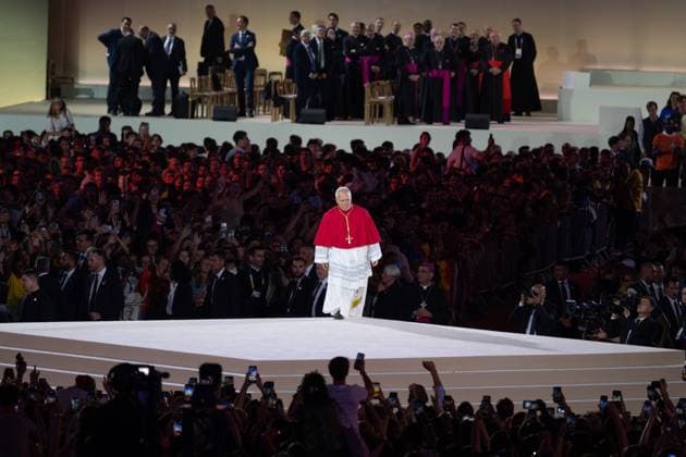 PRAYER VIGIL AT THE STADE DE FRANCE PHOTOPQR OUEST FRANCE Stéphane Geufroi Paris September 25, 2026 Léon XIV begins aa historic four-day visit to France—an event for which one million people are expected. The prayer vigil at the Stade de France: Léon XIV was welcomed amid an electric atmosphere on Friday, September 25, shortly before 9 p.m. at the Stade de France in Saint-Denis, near Paris. Greeted like a rock star, the American pope arrived in the popemobile and was cheered by some 80,000 young people who had been waiting for him for several hours to the sound of pop, worship, and gospel music, during an evening intended to highlight the resurgence of religious devotion among young Catholics in France. Leo XIV was welcomed in a high-energ  Copyright: xPHOTOPQR OUESTxFRANCE MAXPPPxStéphanexGeufroix 20260925OFR0028 20260925OFR0028